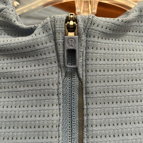 Lululemon Surge Warm 1/2 Zip S - Picture 3 of 6